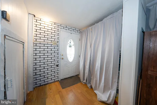 $277,500 | 842 School Lane, Folcroft, PA 19032