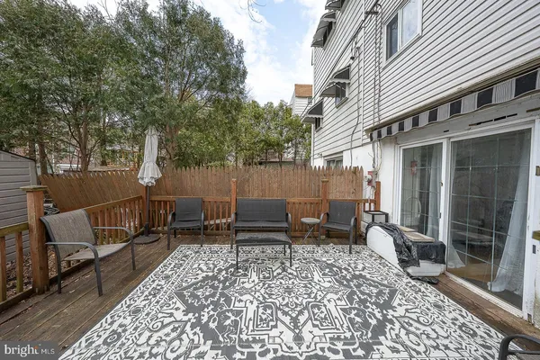 $277,500 | 842 School Lane, Folcroft, PA 19032