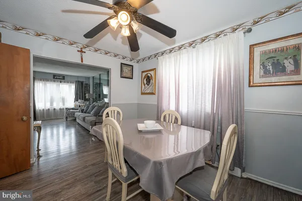 $277,500 | 842 School Lane, Folcroft, PA 19032