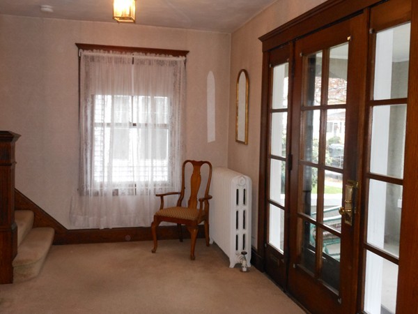 16 Hawthorn Road Milton, MA 02186 - Photo 6 of 22 Gallery Image 6
