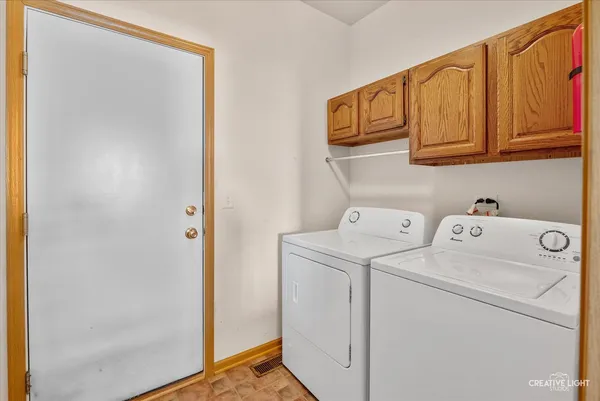 $375,000 | 443 Grape Vine Trail, Oswego, IL 60543