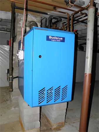 88 Hardy Pond Road Waltham, MA 02451 - Photo 28 of 29 a close up of a refrigerator