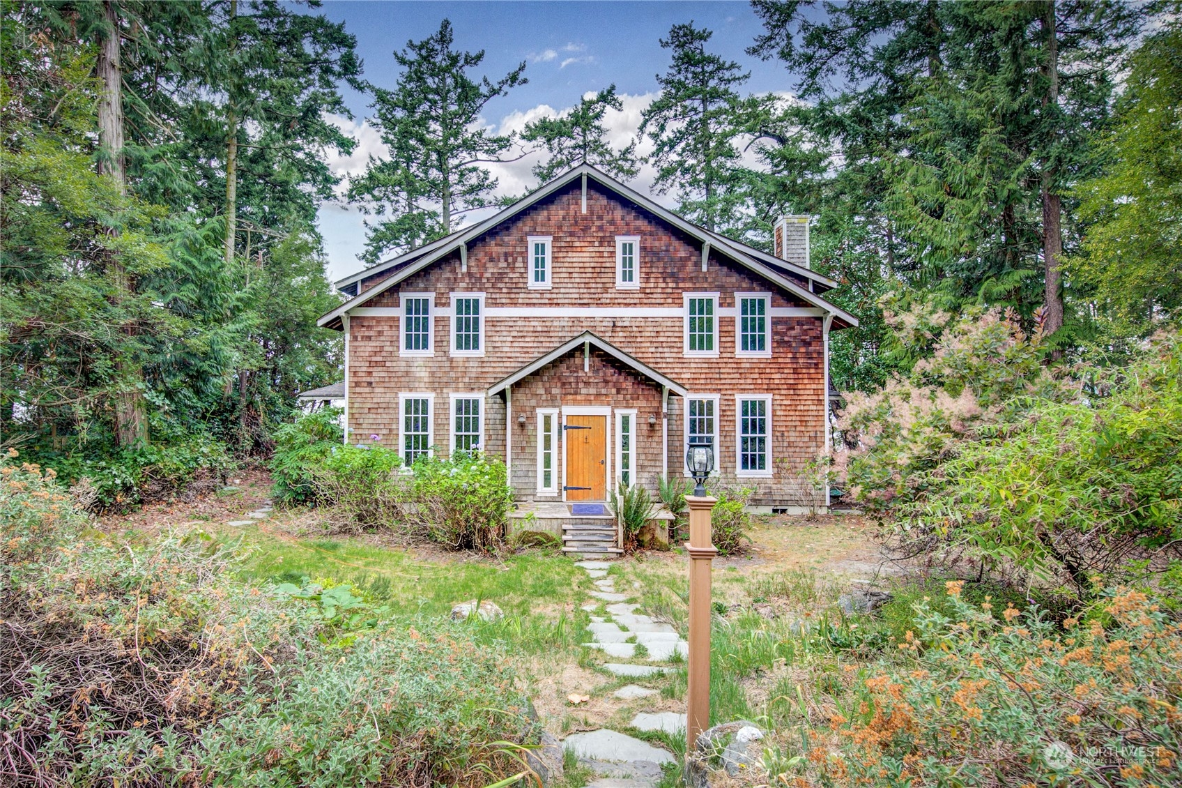 8135 Flagler Road Nordland, WA 98358 - Photo 2 of 40 Gallery Image 2