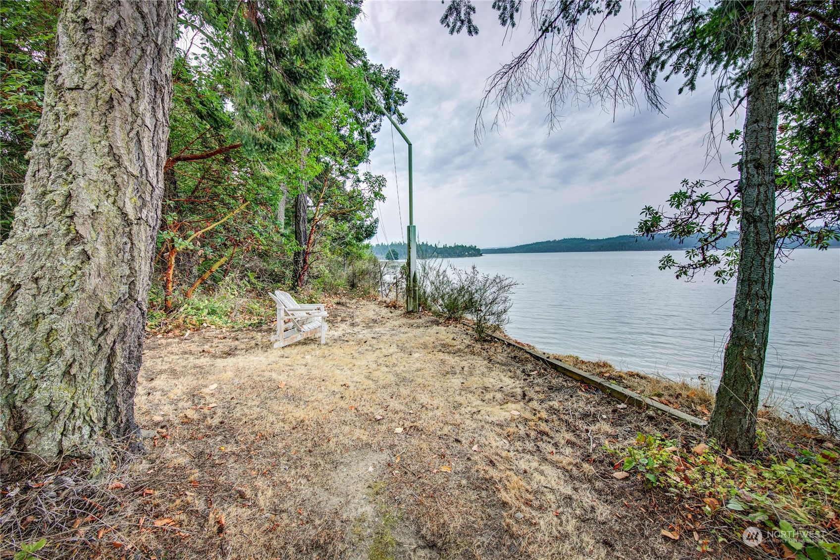 8135 Flagler Road Nordland, WA 98358 - Photo 5 of 40 Gallery Image 5