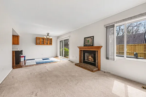 $135,000 | 242 Dunbarton Court, Kalamazoo, MI 49006