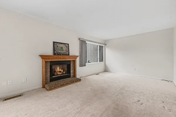 $135,000 | 242 Dunbarton Court, Kalamazoo, MI 49006