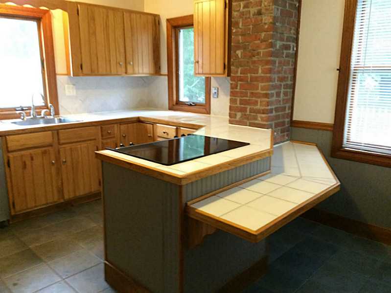 3300 Mendon Road Cumberland, RI 02864 - Photo 10 of 17 Kitchen.