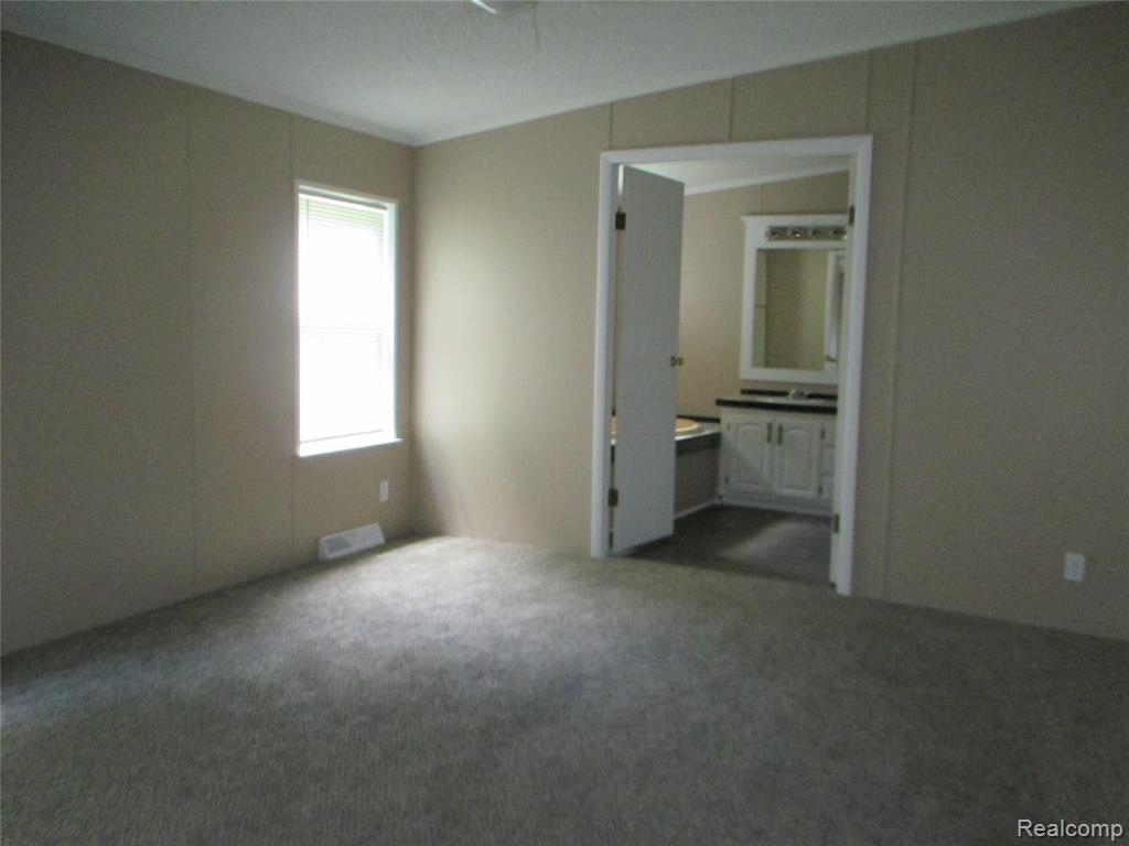 2389 East Stanley Road Mount Morris, MI 48458 - Photo 17 of 22