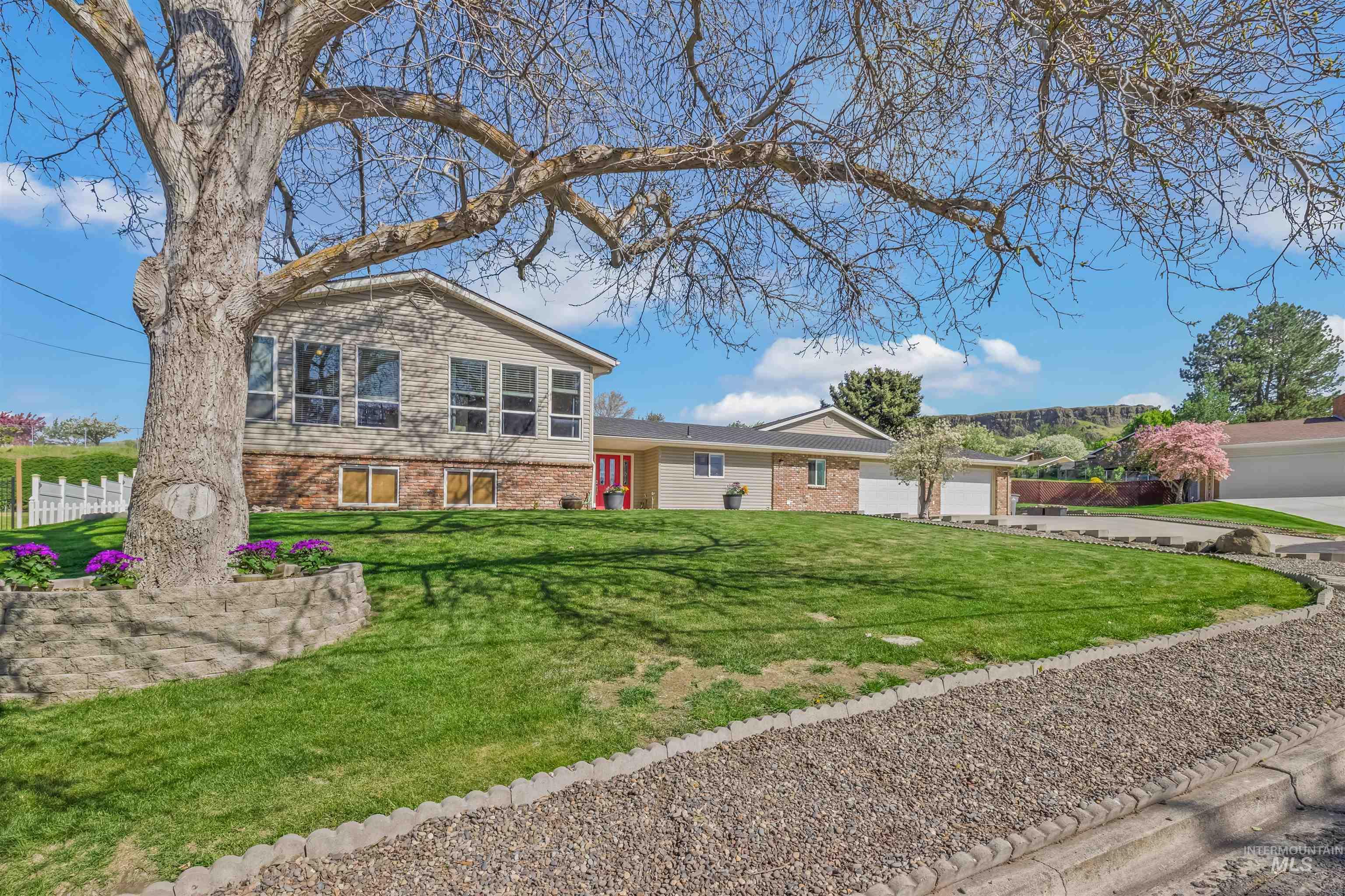 3413 Bluebird Court Lewiston, ID 83501 - Photo 4 of 49