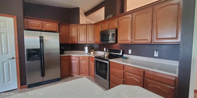 $1,900,000 | 30 Guio Budd Road, Big Piney, WY 83113