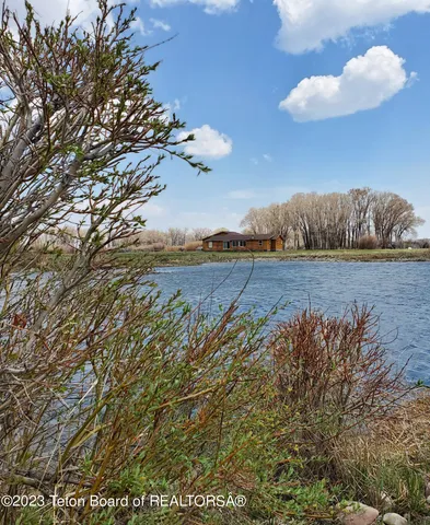 $1,900,000 | 30 Guio Budd Road, Big Piney, WY 83113