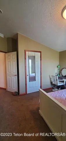 $1,900,000 | 30 Guio Budd Road, Big Piney, WY 83113