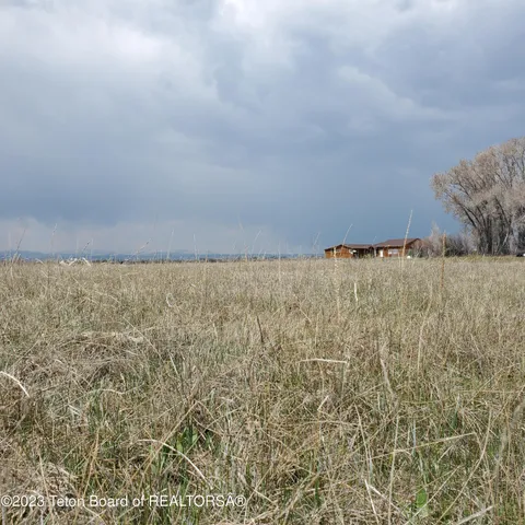 $1,900,000 | 30 Guio Budd Road, Big Piney, WY 83113