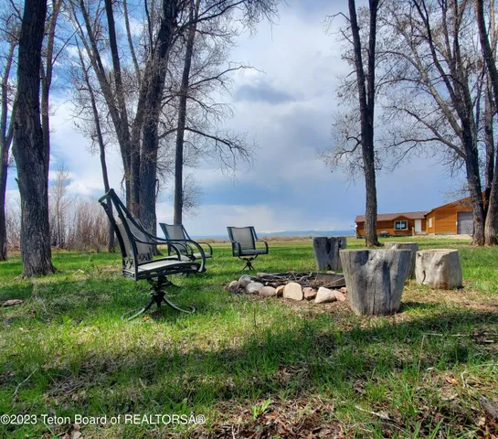 $1,900,000 | 30 Guio Budd Road, Big Piney, WY 83113