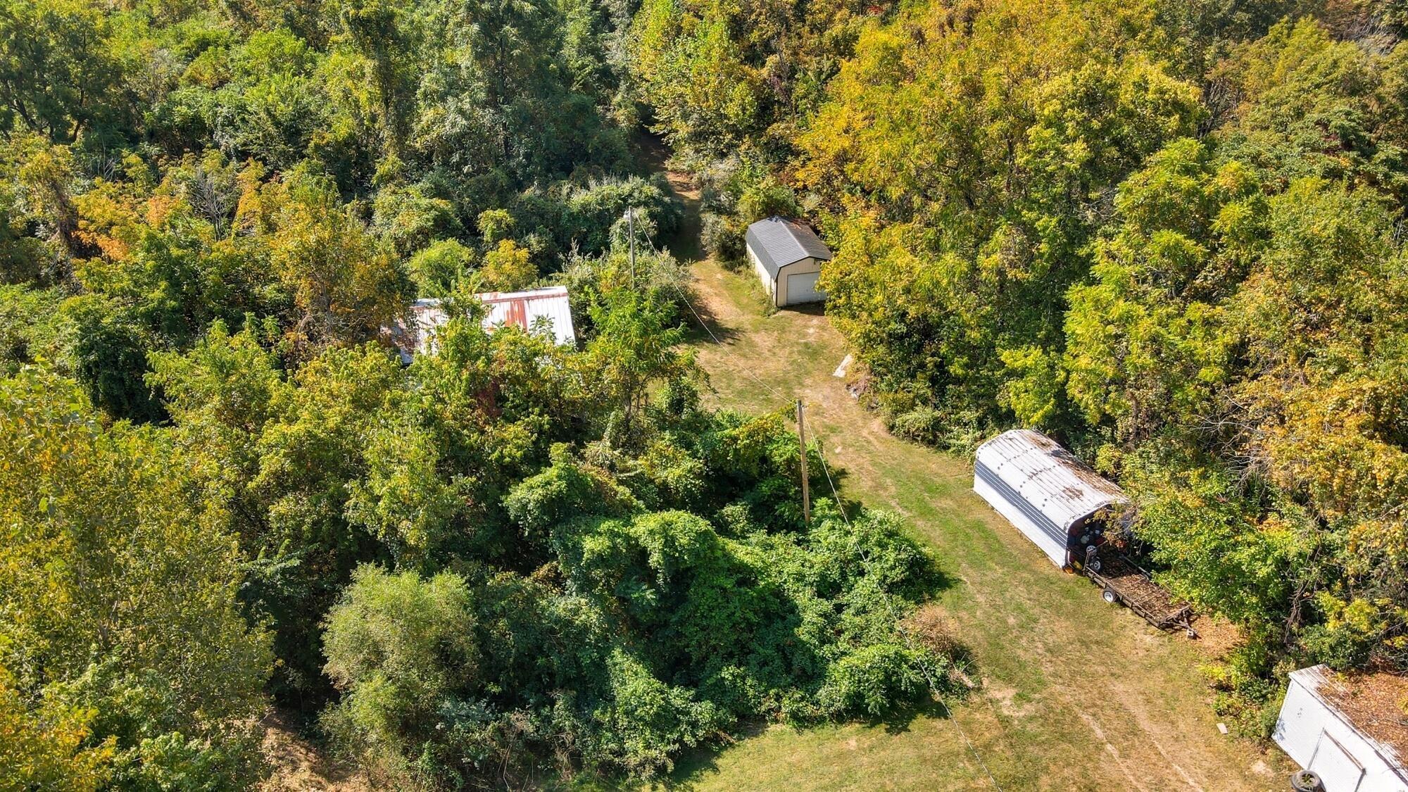 12499 Tarlton Road Southwest Circleville, OH 43113 - Photo 5 of 15 006