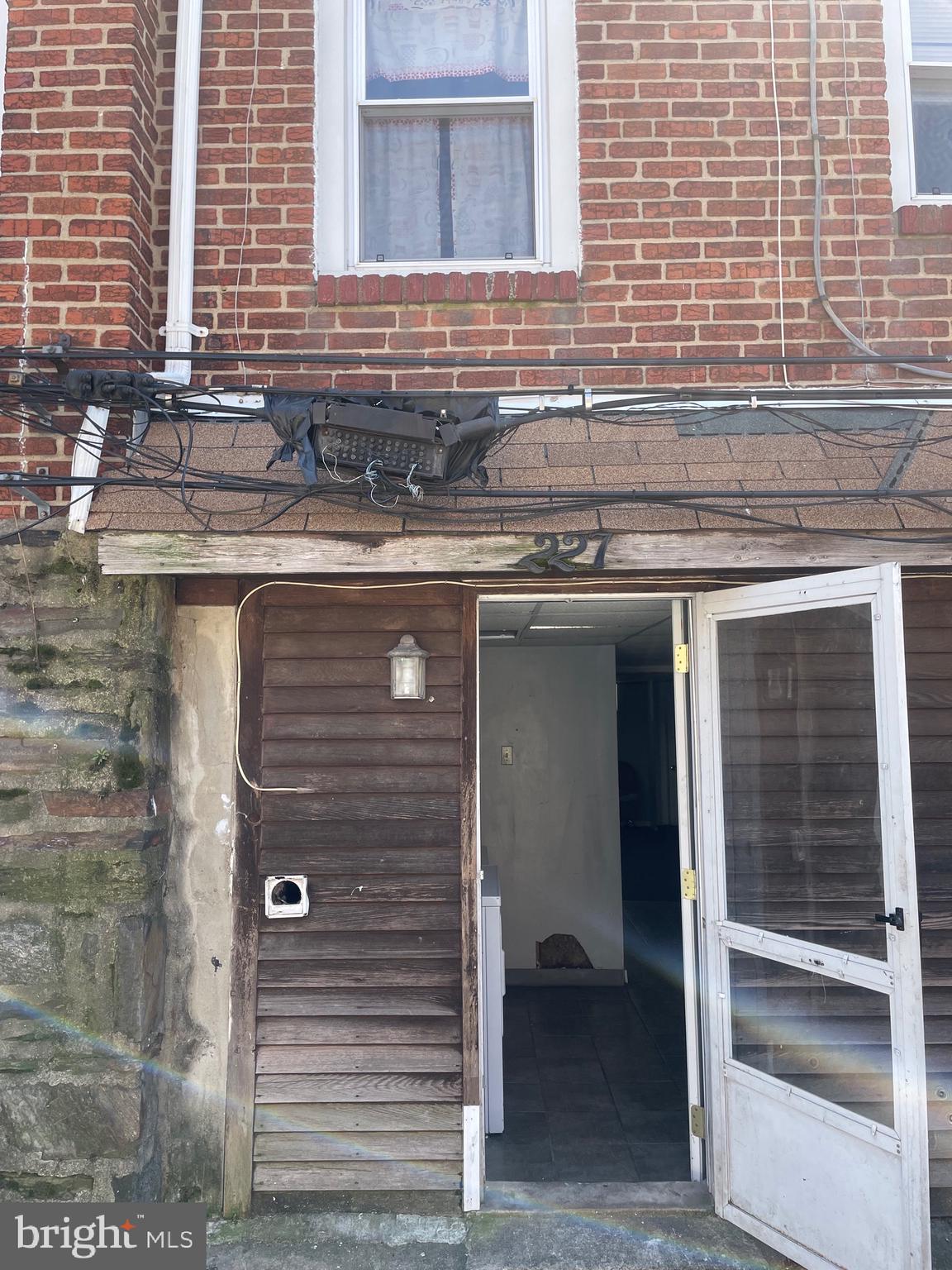 227 Weymouth Road Darby, PA 19023 - Photo 18 of 25