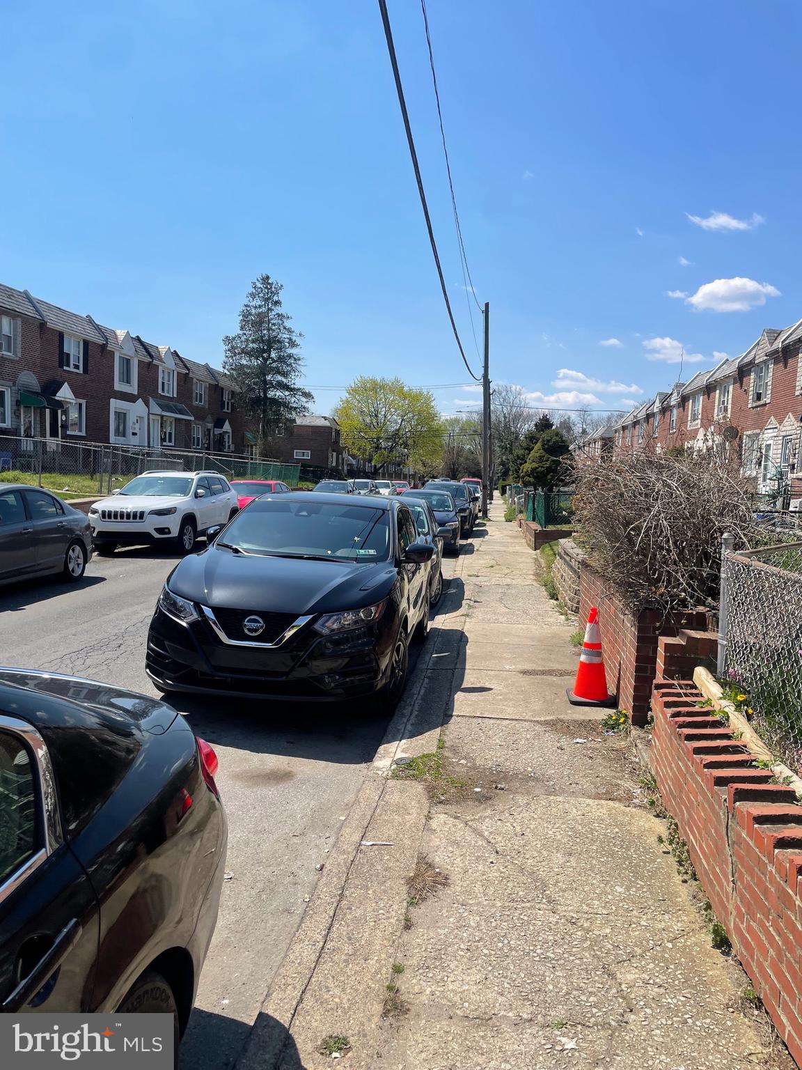 227 Weymouth Road Darby, PA 19023 - Photo 2 of 25