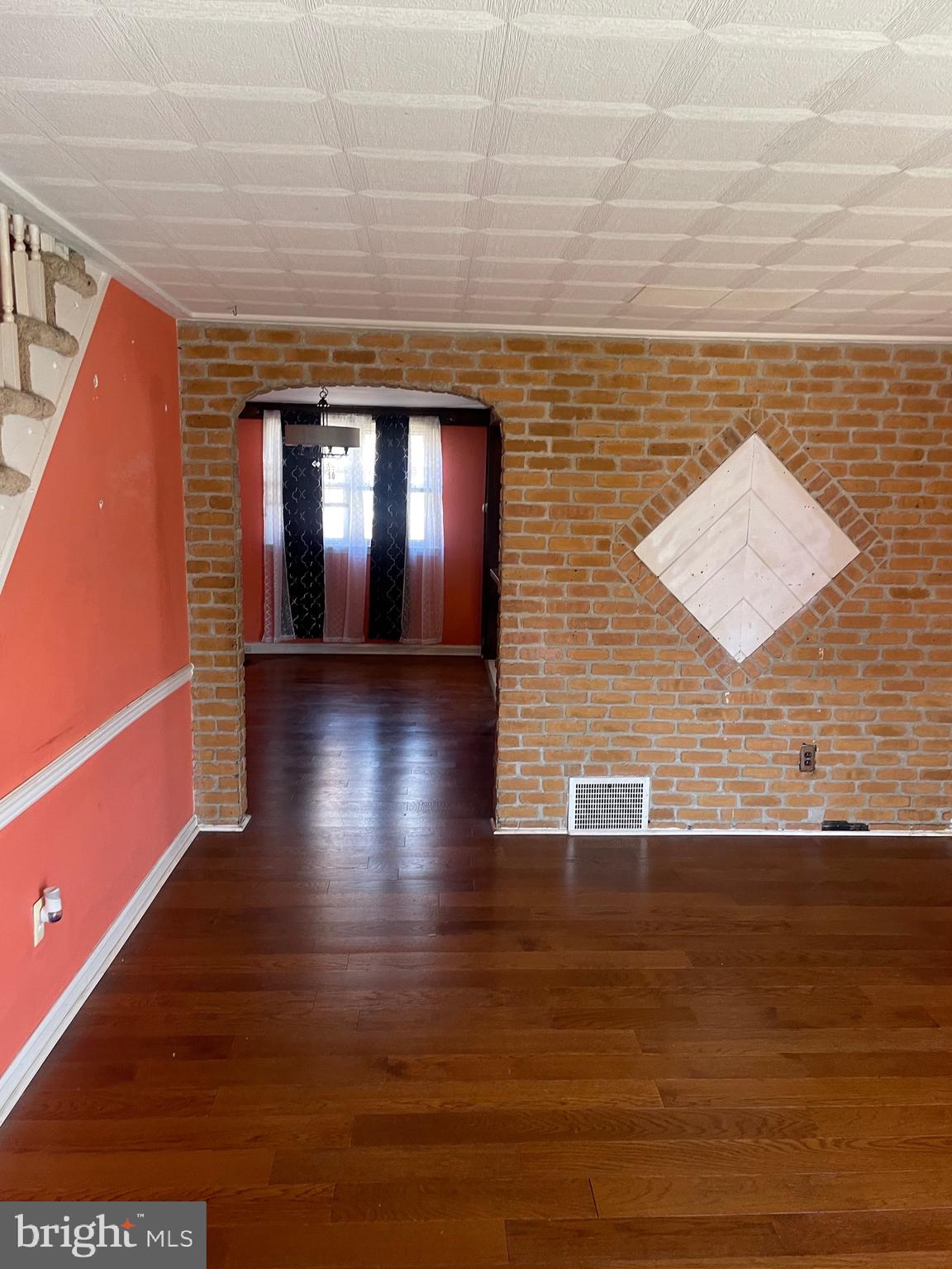 227 Weymouth Road Darby, PA 19023 - Photo 10 of 25