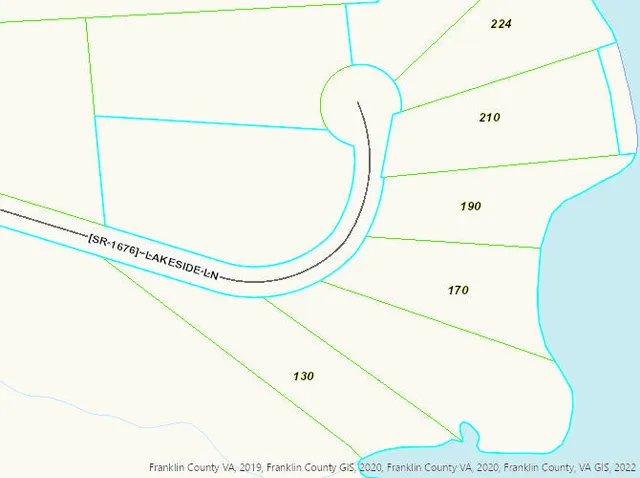 a picture of a bathroom with mirror