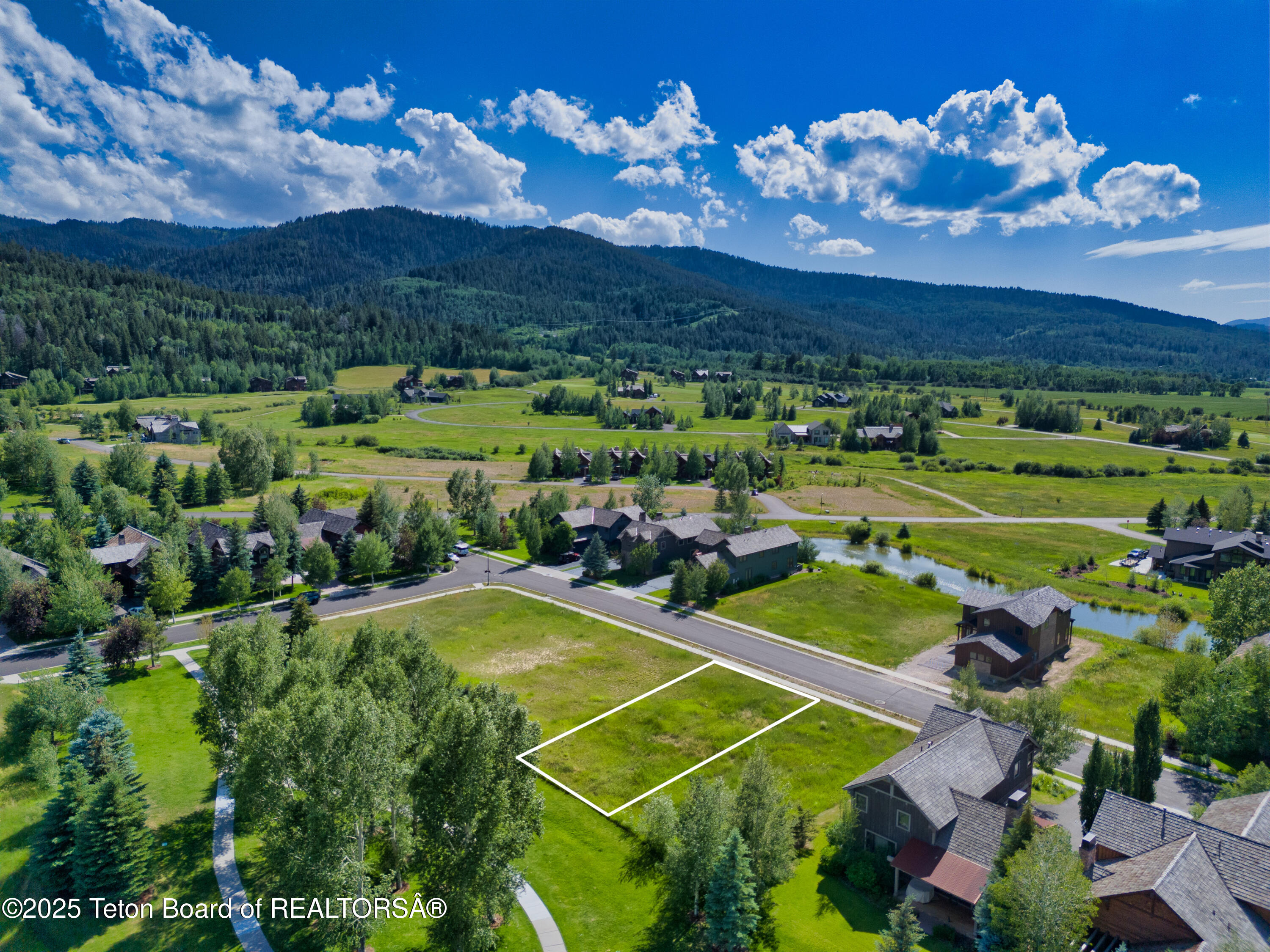 105 Moulton Lane Aerial