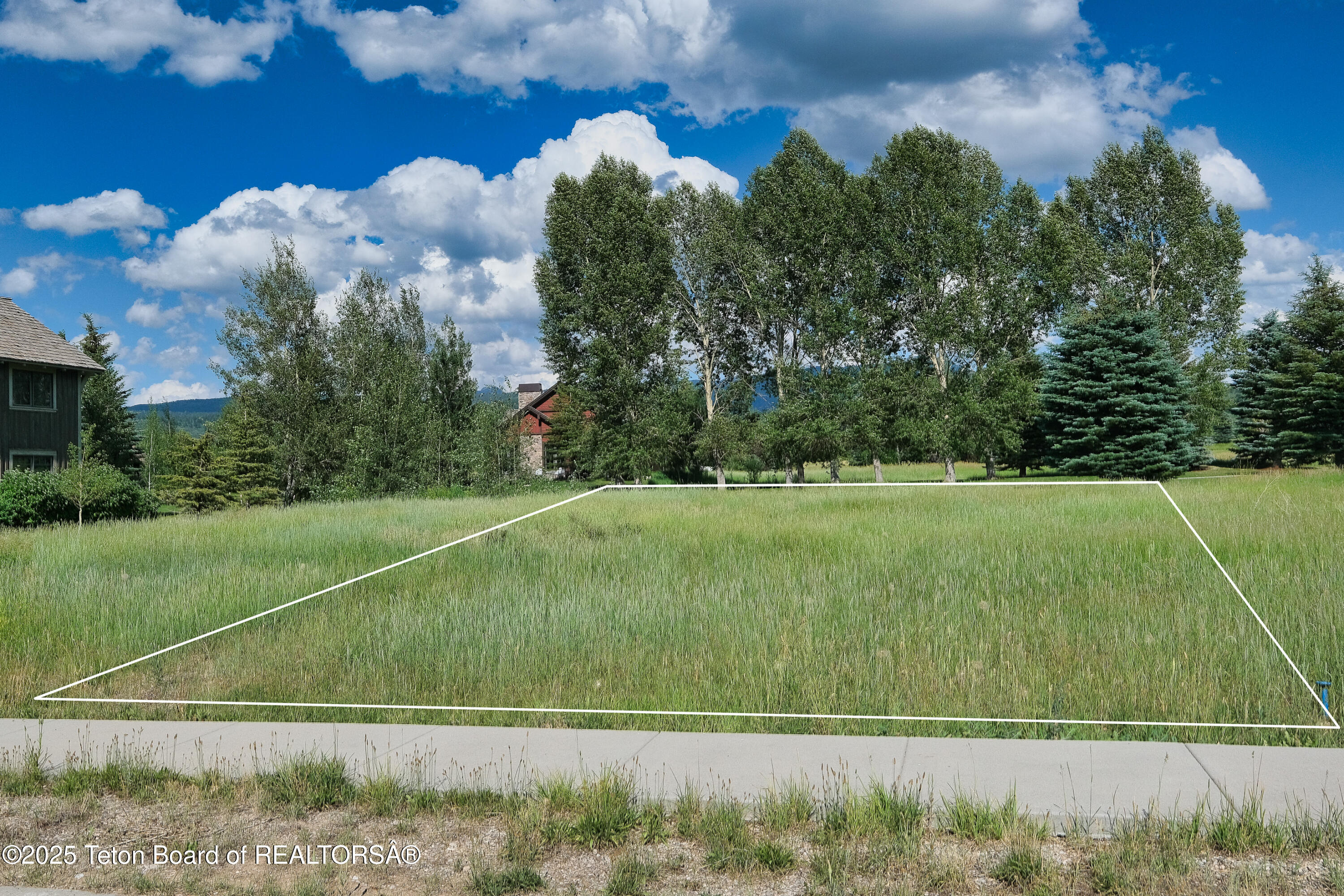 105 Moulton Lane Victor, ID 83455 - Photo 12 of 19 Front of lot to common area