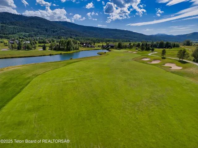 $159,900 | 105 Moulton Lane, Victor, ID 83455