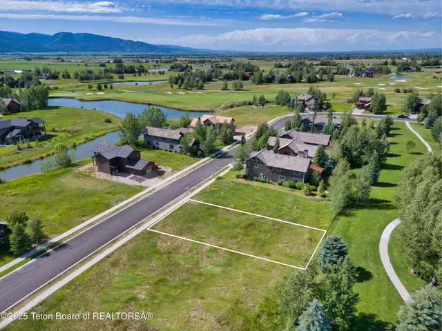 $159,900 | 105 Moulton Lane, Victor, ID 83455