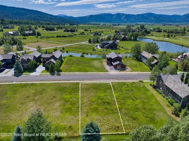 $159,900 | 105 Moulton Lane, Victor, ID 83455