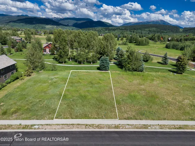 $159,900 | 105 Moulton Lane, Victor, ID 83455