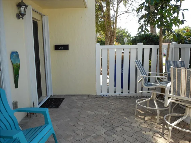 $4,500 | 4009 Silver Palm Drive, Unit 3, Vero Beach, FL 32963