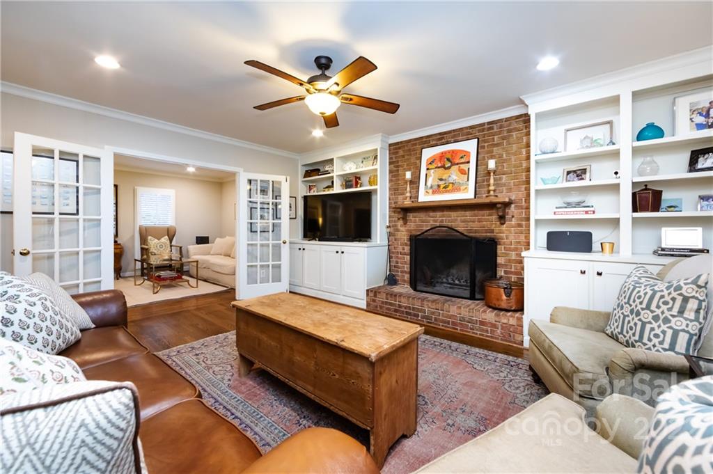 1125 Rutledge Avenue Charlotte, NC 28211 - Photo 6 of 28 Gallery Image 6