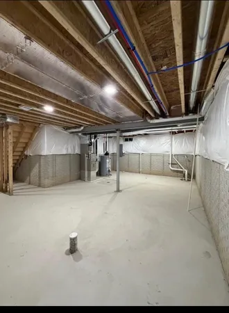 $3,250 | 3455 La Salle Drive, Ann Arbor, MI 48108