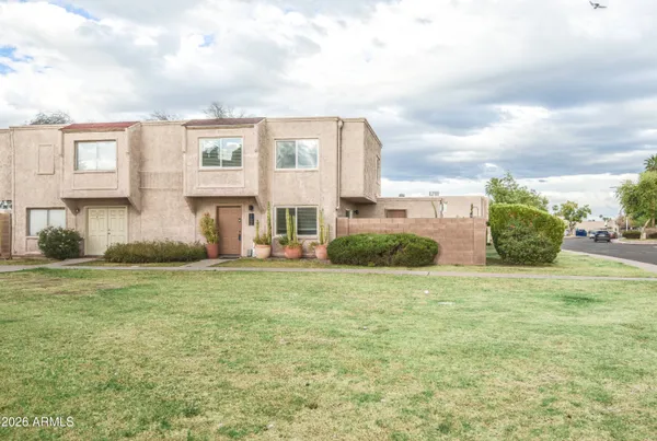 $299,758 | 600 South Dobson Road, Unit 162, Mesa, AZ 85202