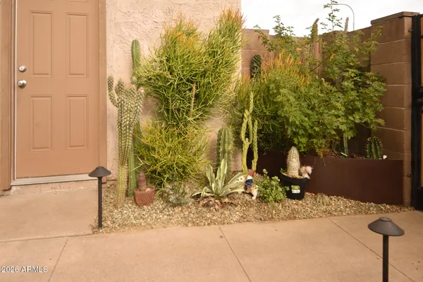 $299,758 | 600 South Dobson Road, Unit 162, Mesa, AZ 85202