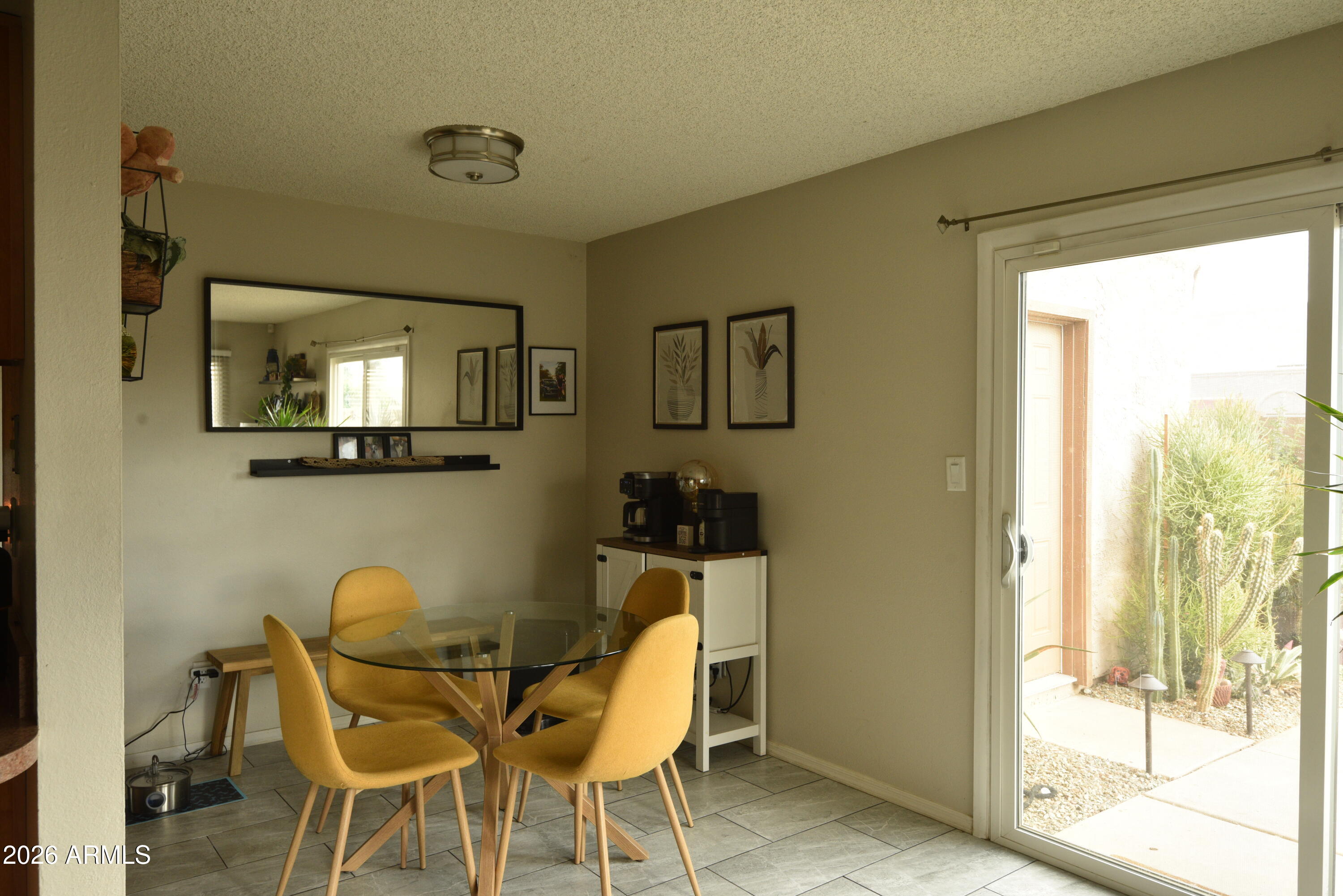 600 South Dobson Road, Unit 162 Mesa, AZ 85202 - Photo 2 of 20 Dining Area