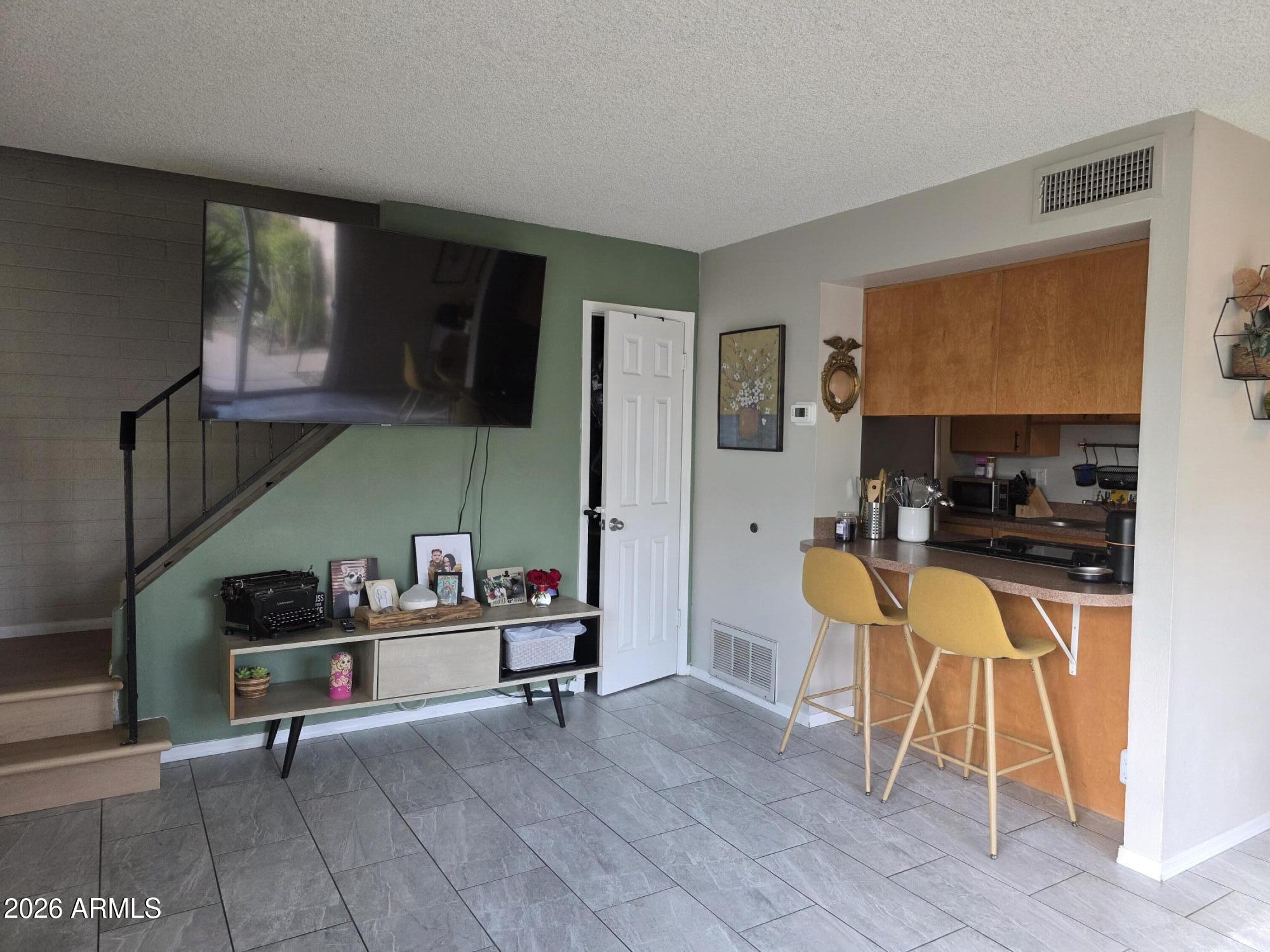 600 South Dobson Road, Unit 162 Mesa, AZ 85202 - Photo 6 of 20 Breakfast Bar