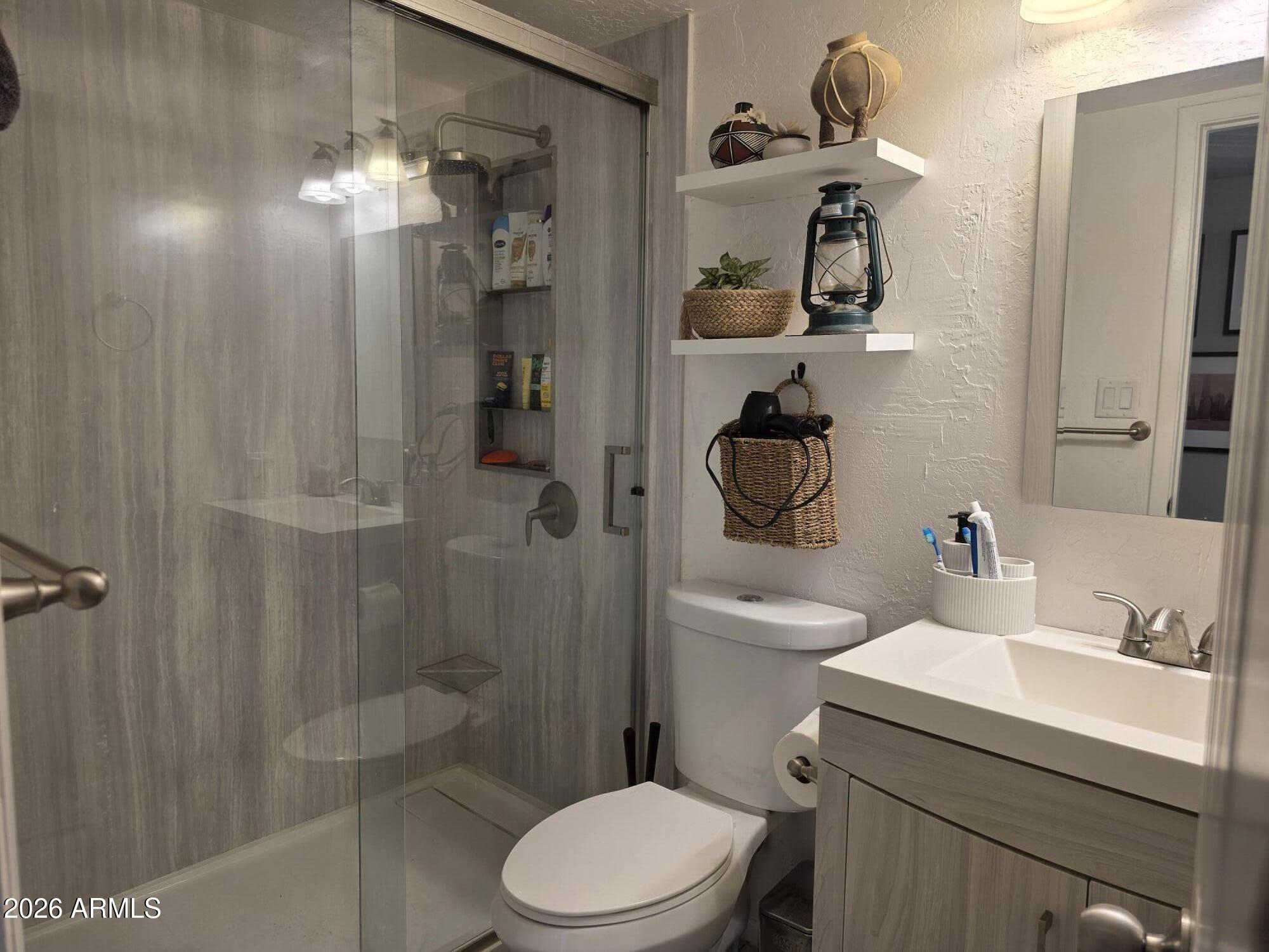 600 South Dobson Road, Unit 162 Mesa, AZ 85202 - Photo 8 of 20 Upgraded Bathroom