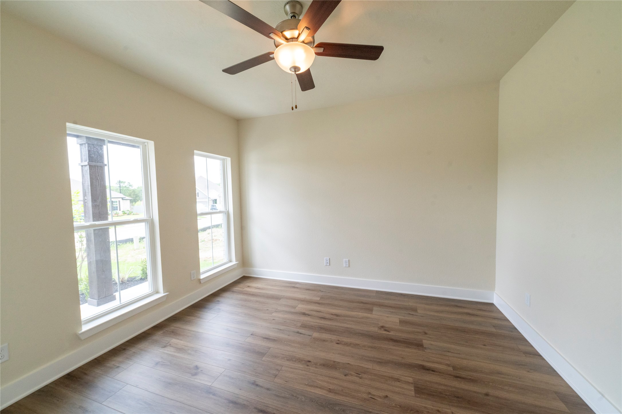 2067 Winepress Road Brenham, TX 77833 - Photo 7 of 31
