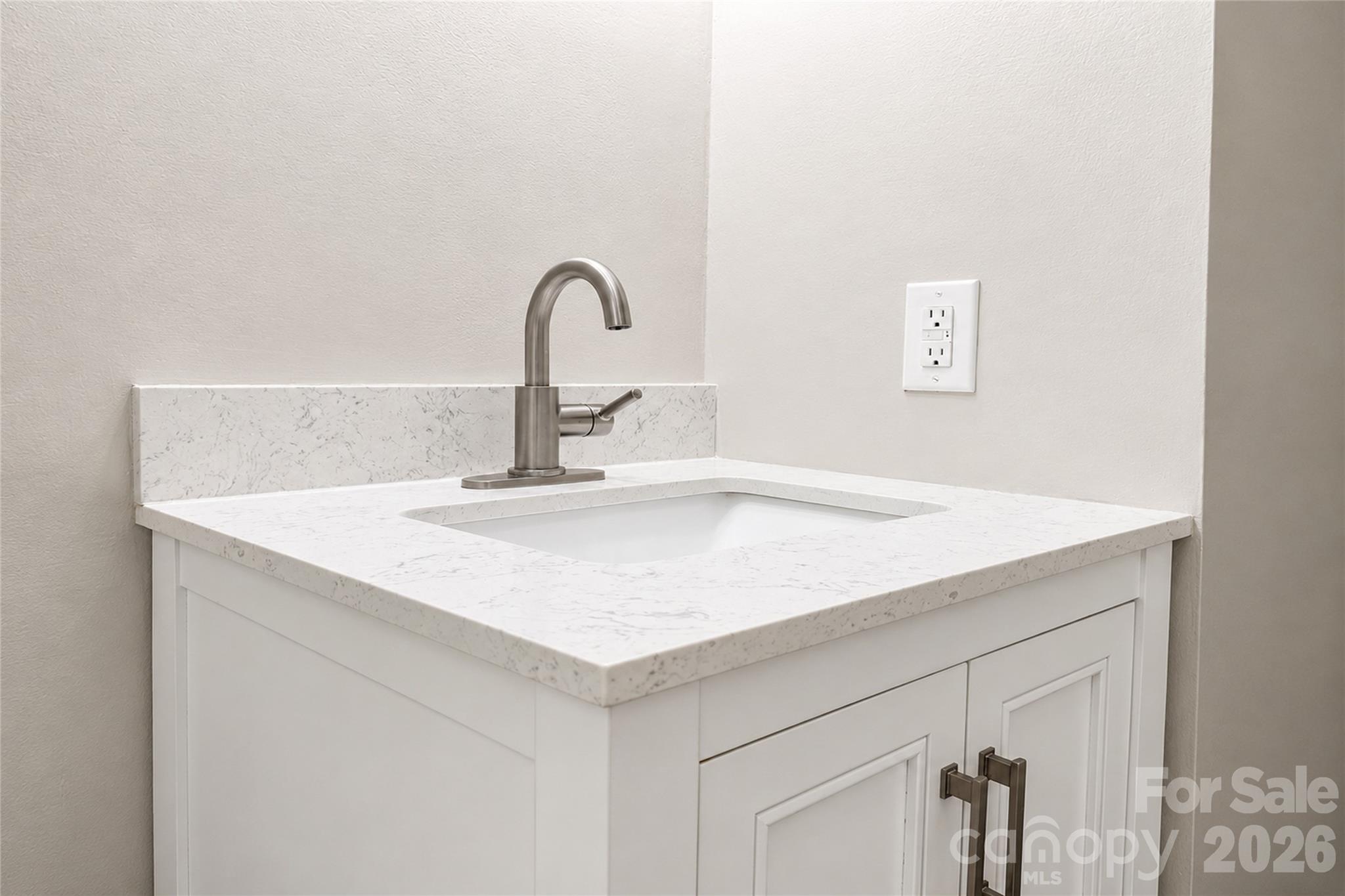 2121 24th Street Northeast Hickory, NC 28601 - Photo 15 of 30