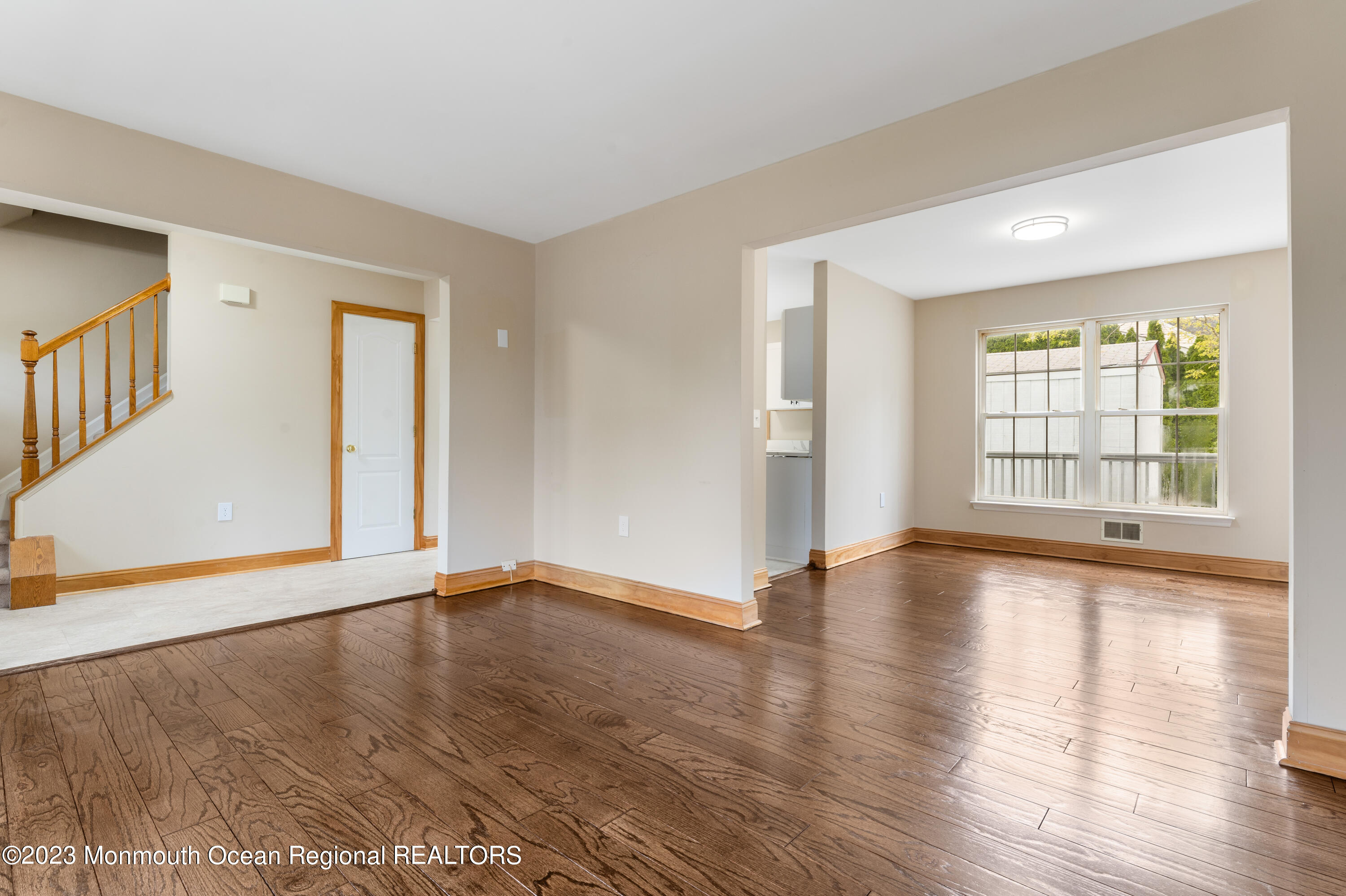 201 Schooner Road Manahawkin, NJ 08050 - Photo 4 of 24 _DSC9936