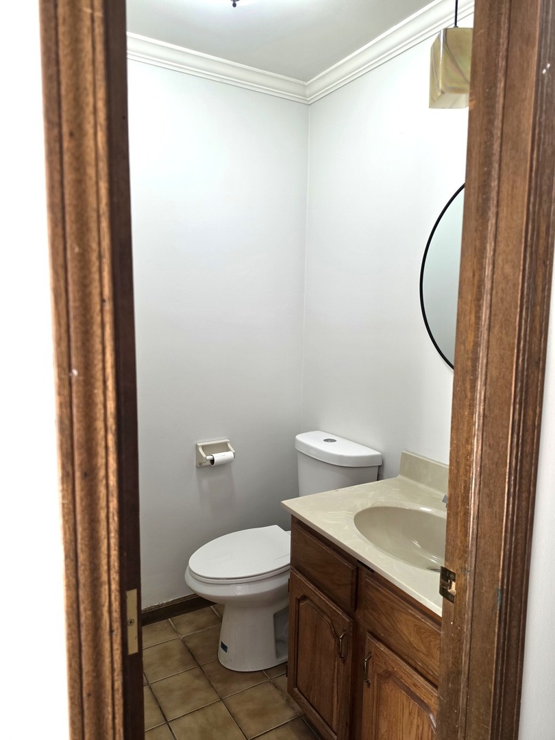 1234 North Lyle Avenue Elgin, IL 60123 - Photo 10 of 19