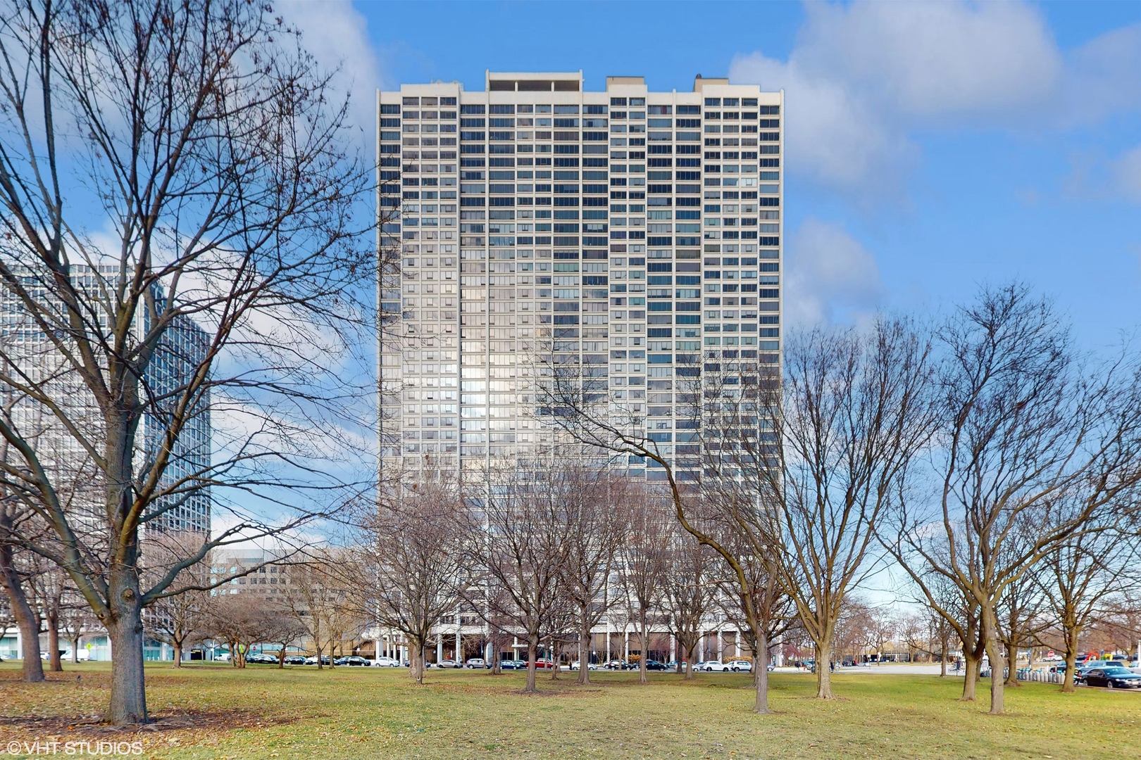 2800 North Lake Shore Drive, Unit 4205, Chicago, IL 60657 Compass