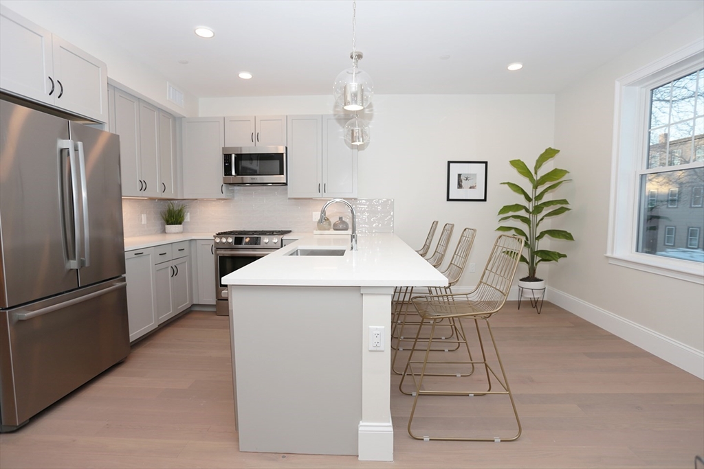 336 Chelsea Street, Unit ST Boston, MA 02128 - Photo 4 of 5