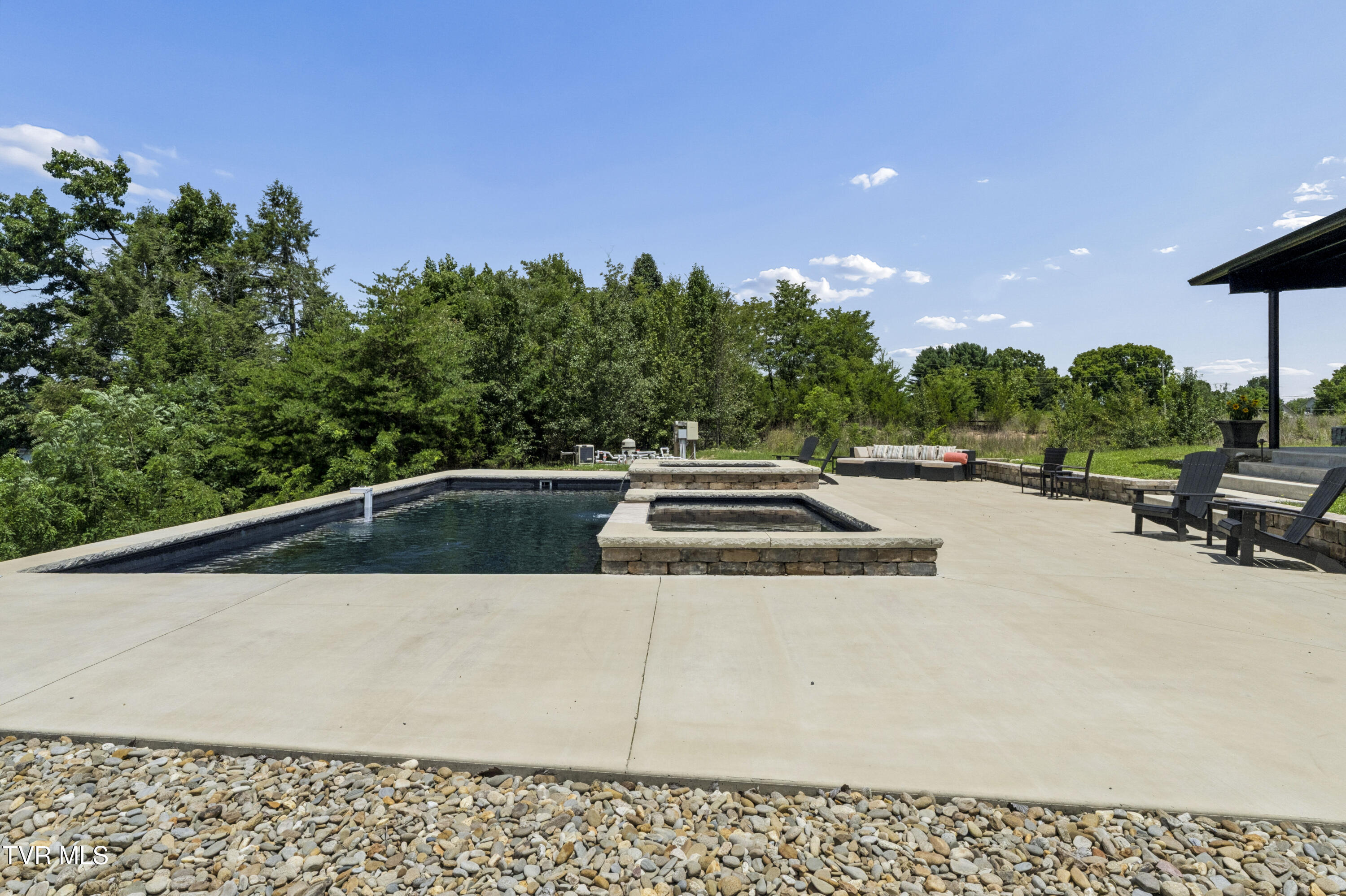 809 South Austin Springs Road Johnson City, TN 37601 - Photo 104 of 138 AustinSpringsBarn-100