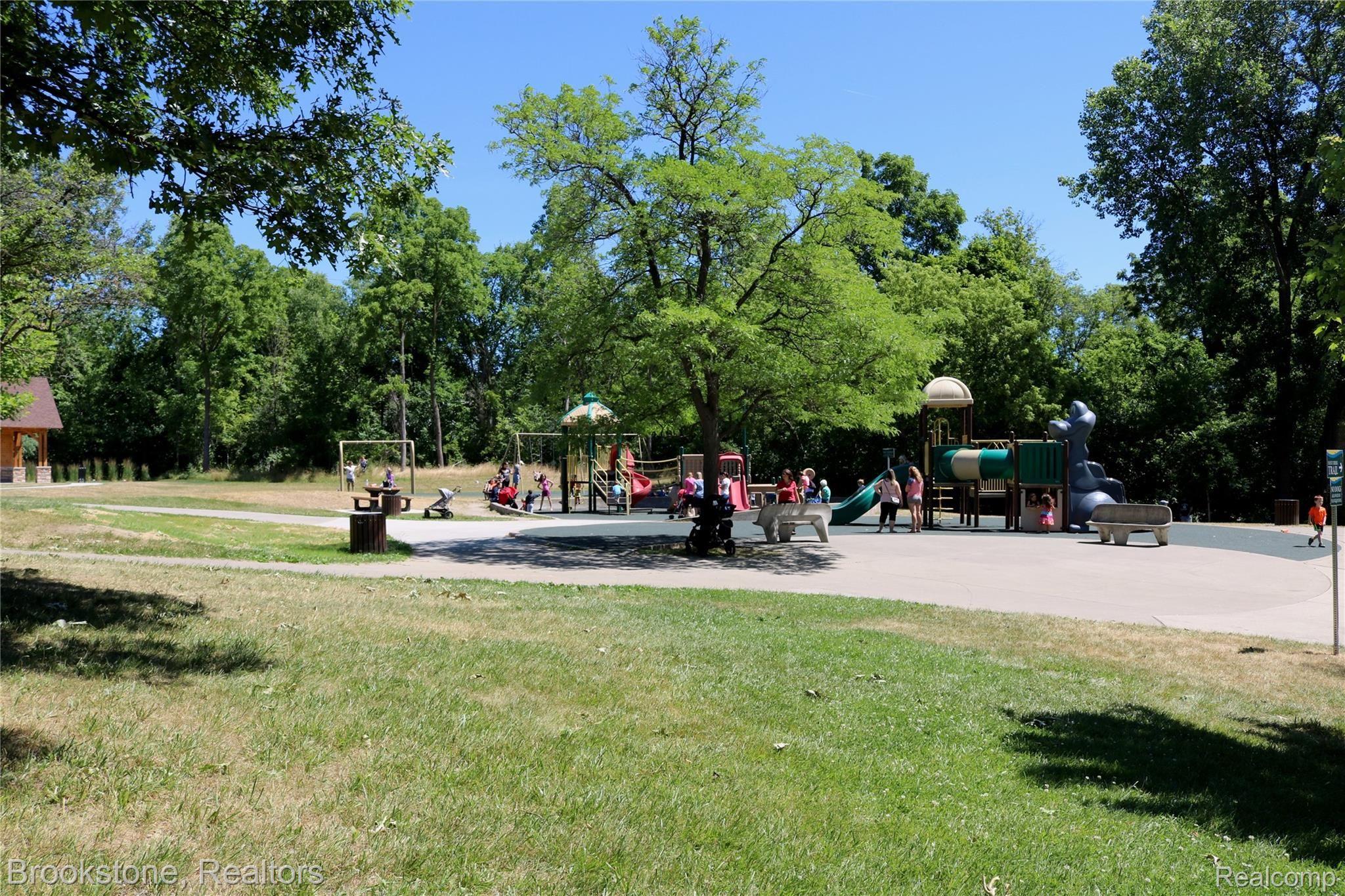 838 Wilwood Road Rochester, MI 48309 - Photo 4 of 53 THERE ARE 2 PLAY AREAS IN THE ROCHESTER MUNICIPAL PARK