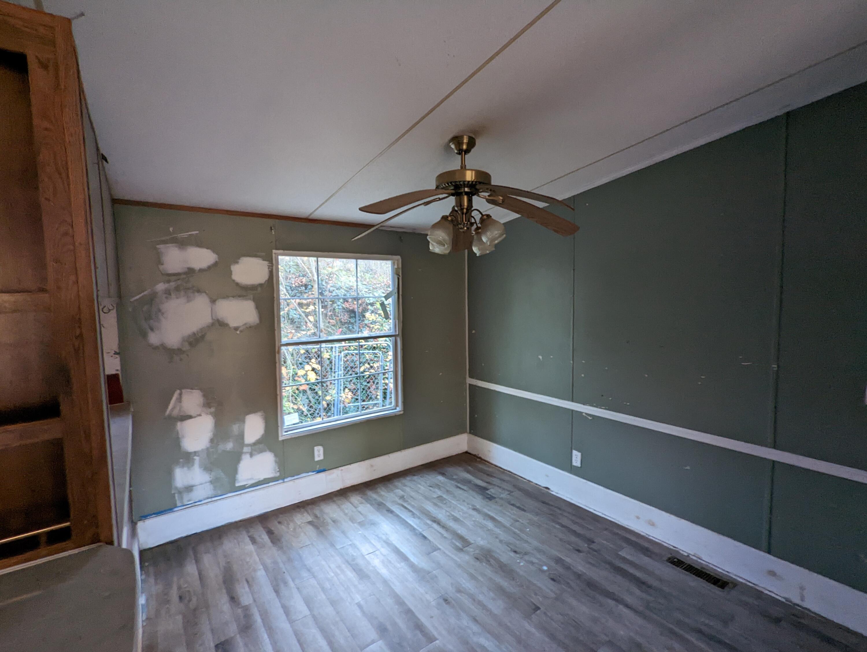 7446 Moses Road Hixson, TN 37343 - Photo 8 of 13 PXL_20221028_213712689
