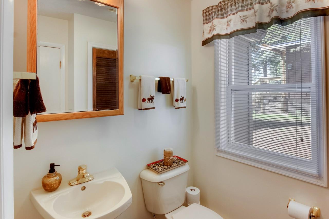 10082 Coster Road Southwest Fife Lake, MI 49633 - Photo 16 of 29 1878318-15.JPG