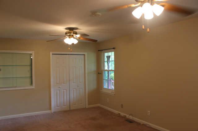 1302 Glendale Road Dickson, TN 37055 - Photo 7 of 14