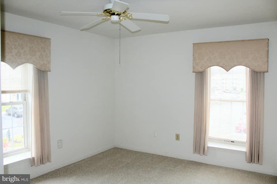 337 Brandon Road Norristown, PA 19403 - Photo 8 of 25 Gallery Image 8