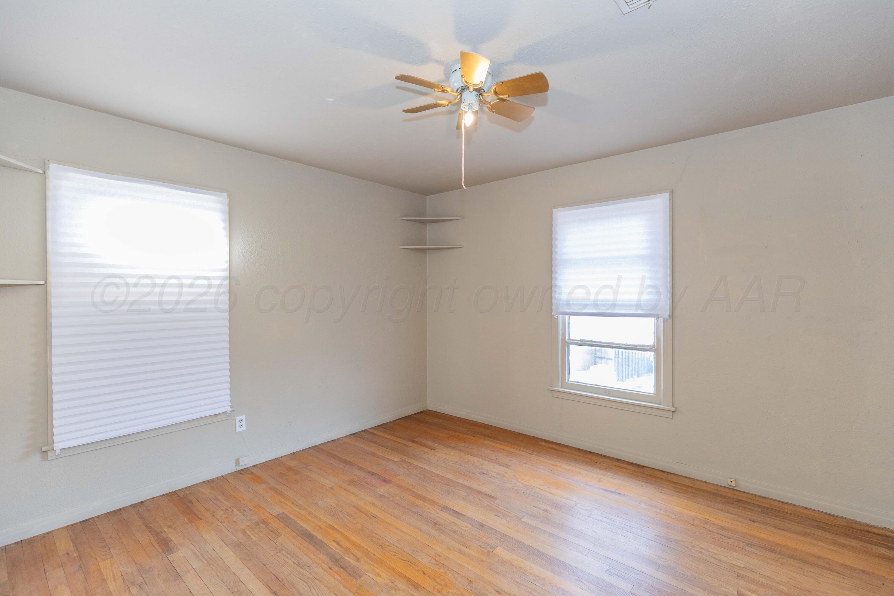 2216 Locust Street Amarillo, TX 79109 - Photo 20 of 32 BEDROOM 1 VIEW 1
